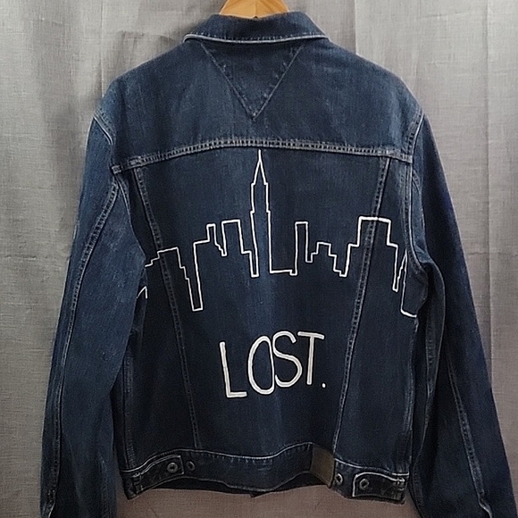 Tommy Hilfiger VTG 2003 Custom Graphics Flames Lost Cities denim jacket men's XL - Picture 2 of 10